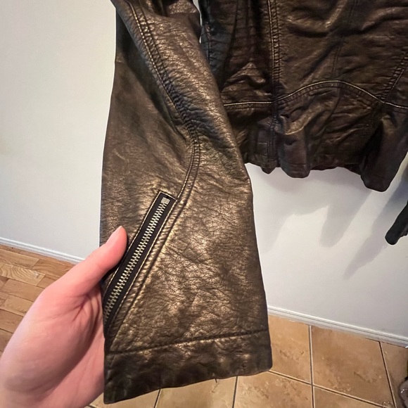 Free People Vegan Leather Bronze Metallic Biker Jacket - Picture 9 of 10